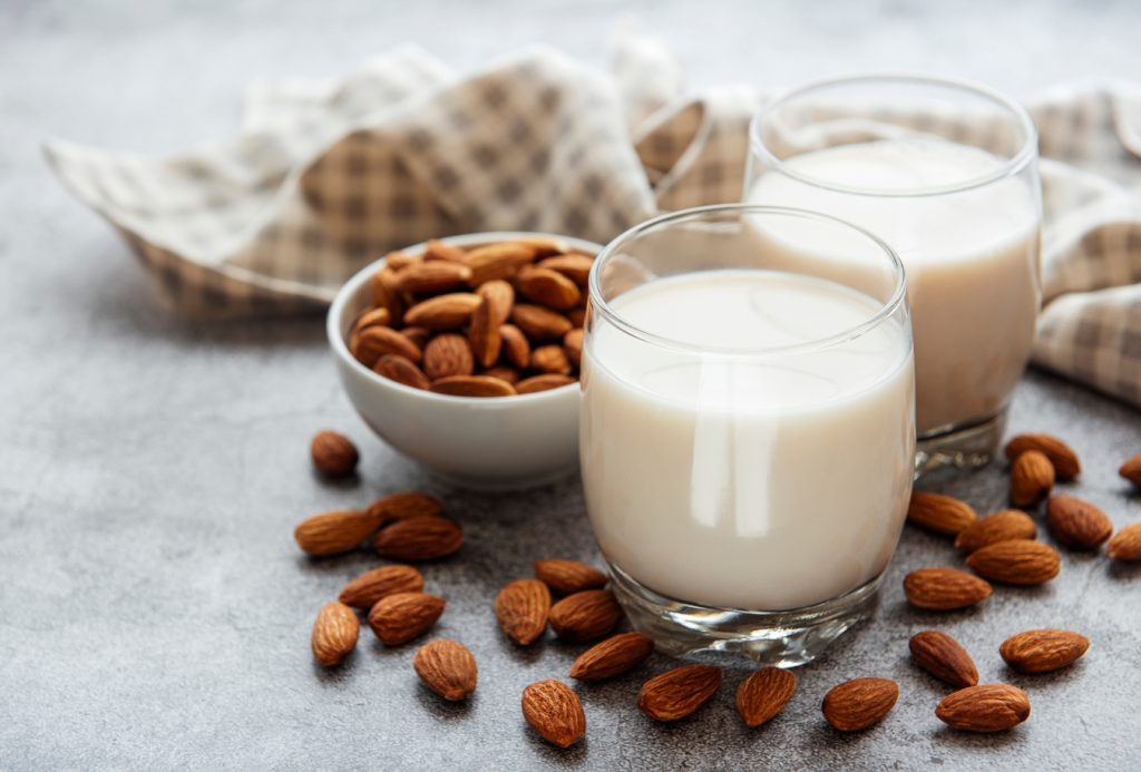 Sữa hạt hạnh nhân giảm cân